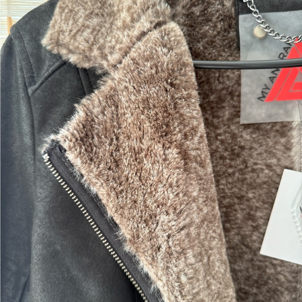 Women's Black Faux fur Jacket with Brown Lining - Picture 3 of 4